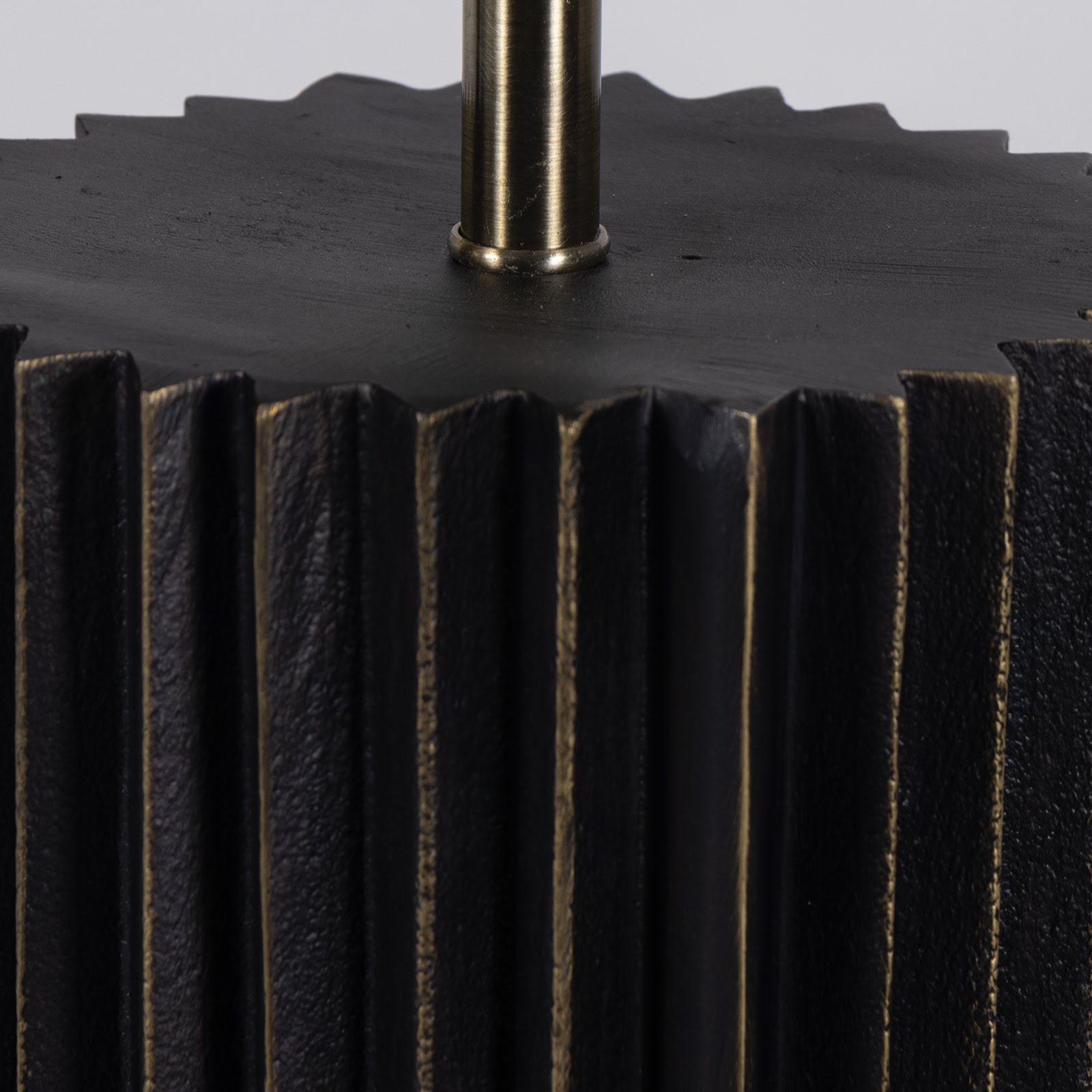 Zara Metal Table Lamp | Regina Andrew Detroit